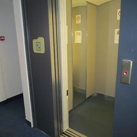Ibis Budget 2*