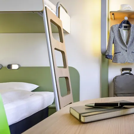 Ibis Budget Hotel 2*